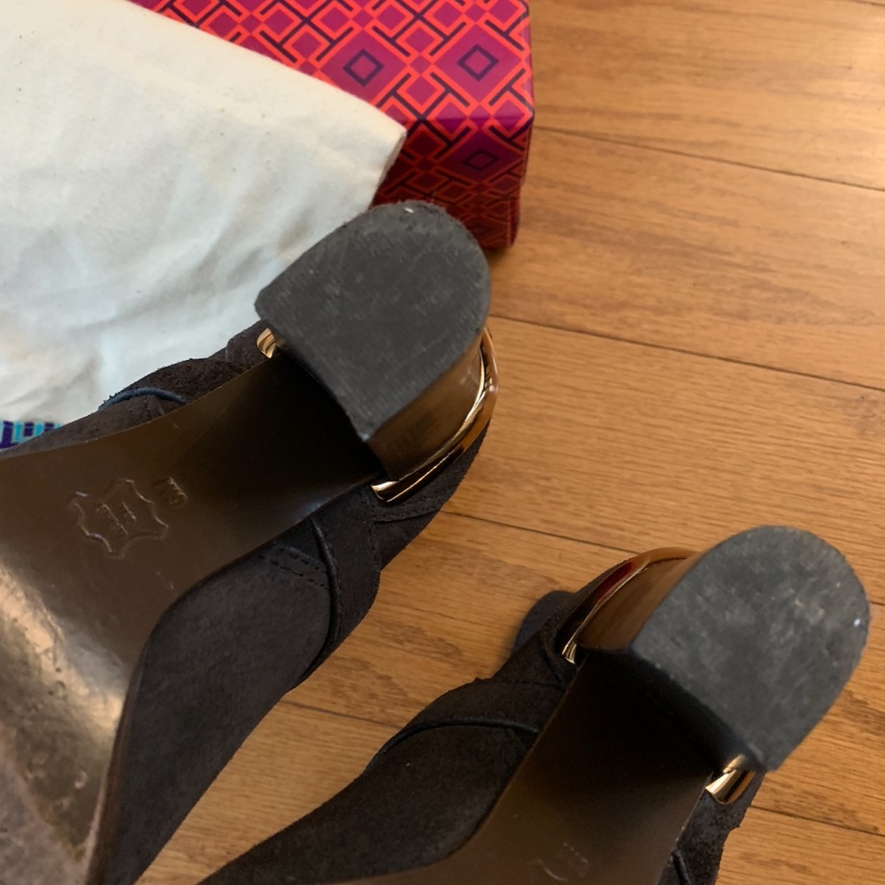 Tory Burch Charcoal Chalk Gray Livingston Suede high quality Ankle Booties π₯π₯ - Picture 10 of 10